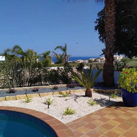 802 Minamar Willa Lagos