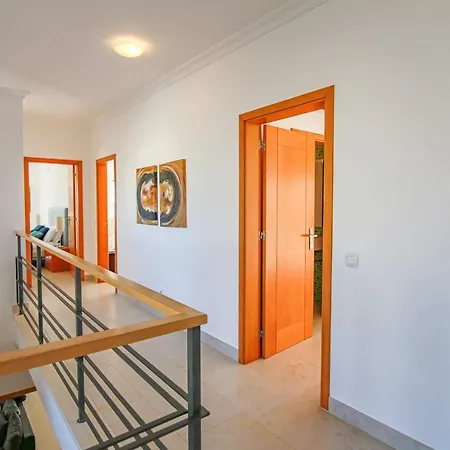 802 Minamar Willa